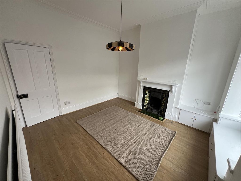 Property photo 2 of 12 Img_0962.Jpg