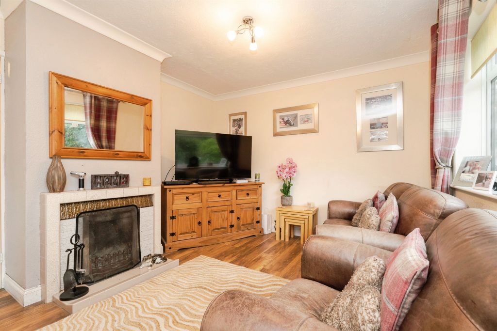 Property photo 2 of 29