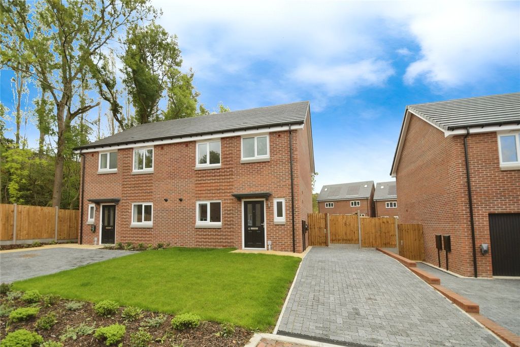 Property photo 1 of 9 The Elmslie