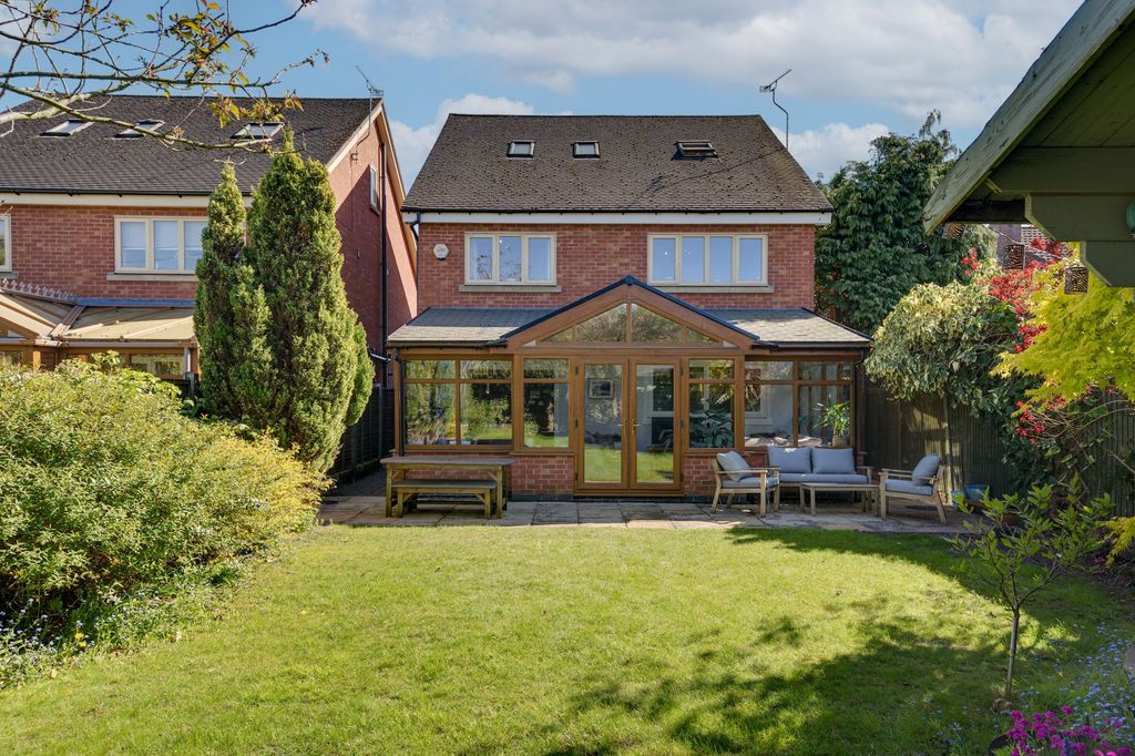 Property photo 2 of 56
