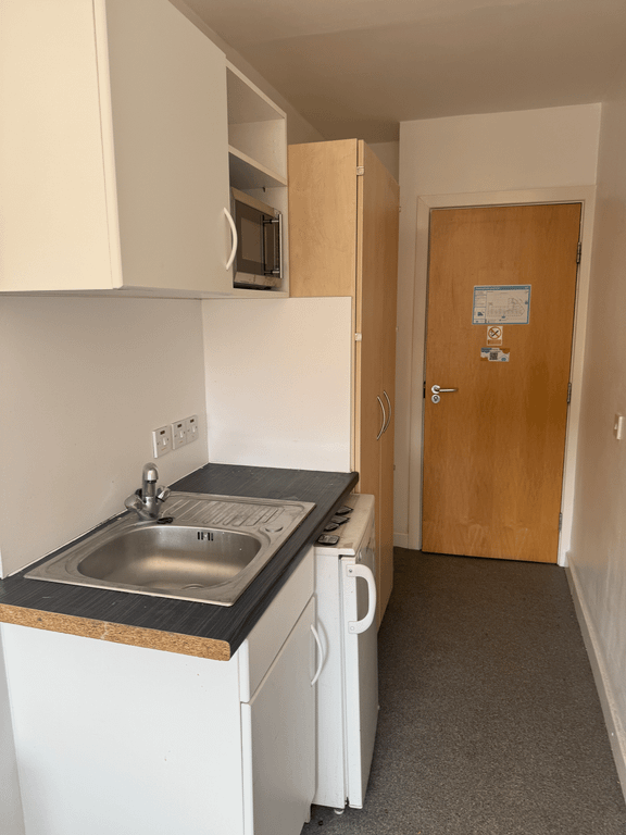 Property photo 3 of 6