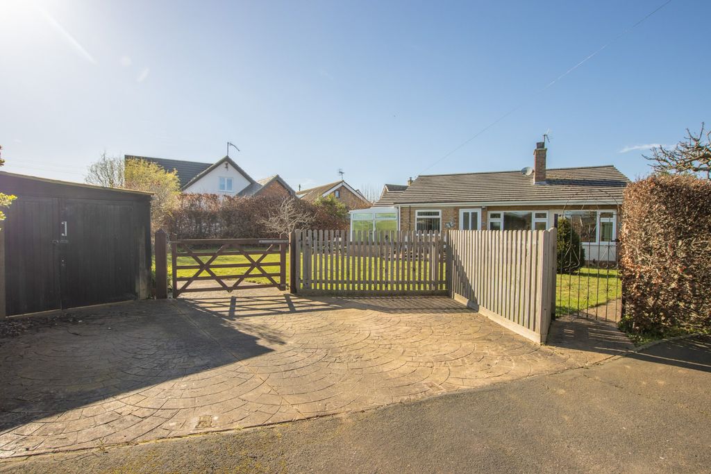 Property photo 2 of 22 5003935