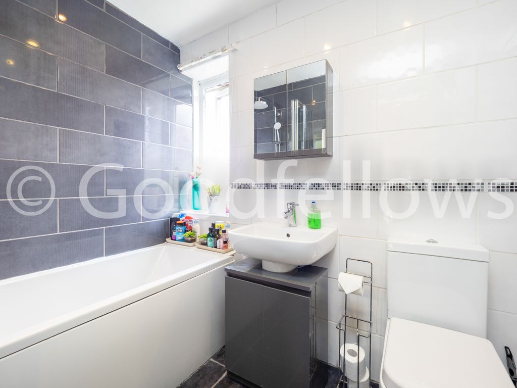 Property photo 3 of 9 Picture 3