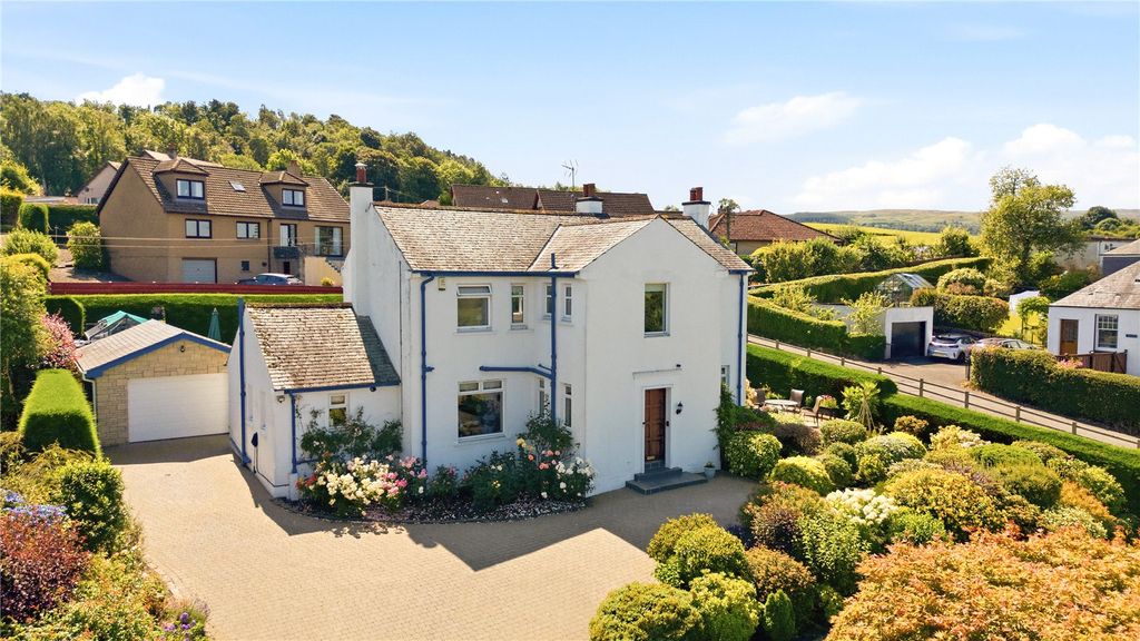 Property photo 1 of 70 Picture No. 77
