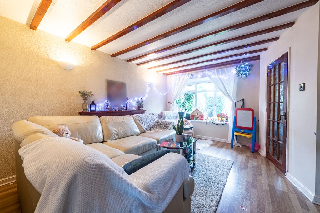 Property photo 3 of 15 Living Room