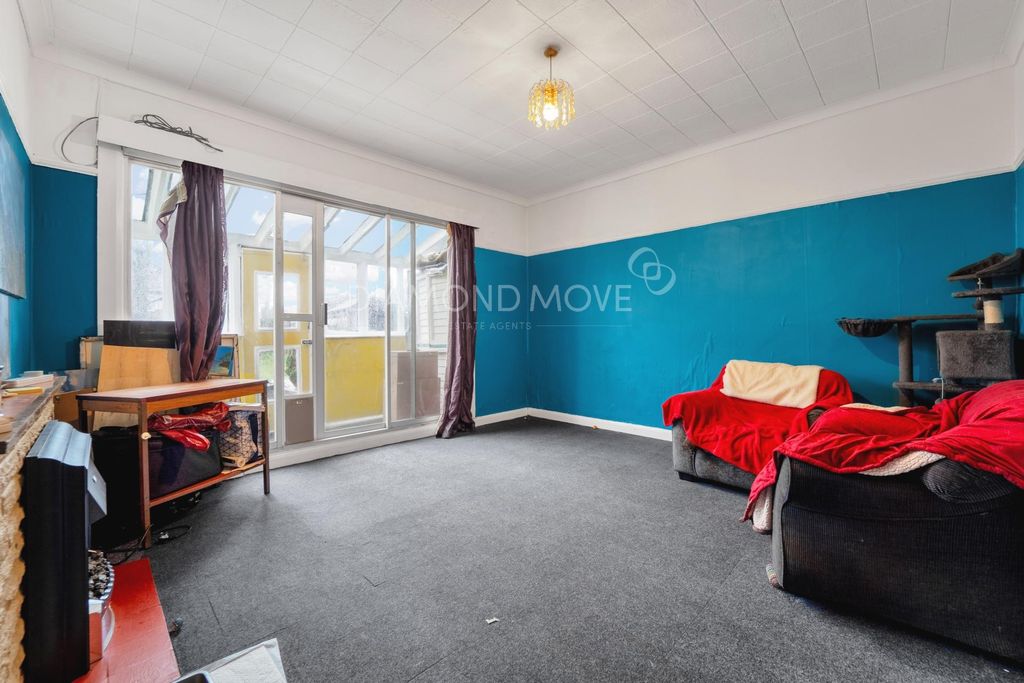 Property photo 2 of 10 Photo 1