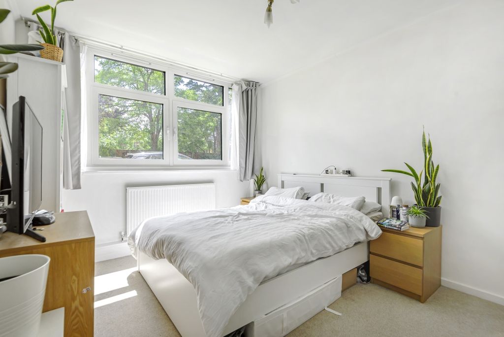 Property photo 1 of 5 858775 (4)