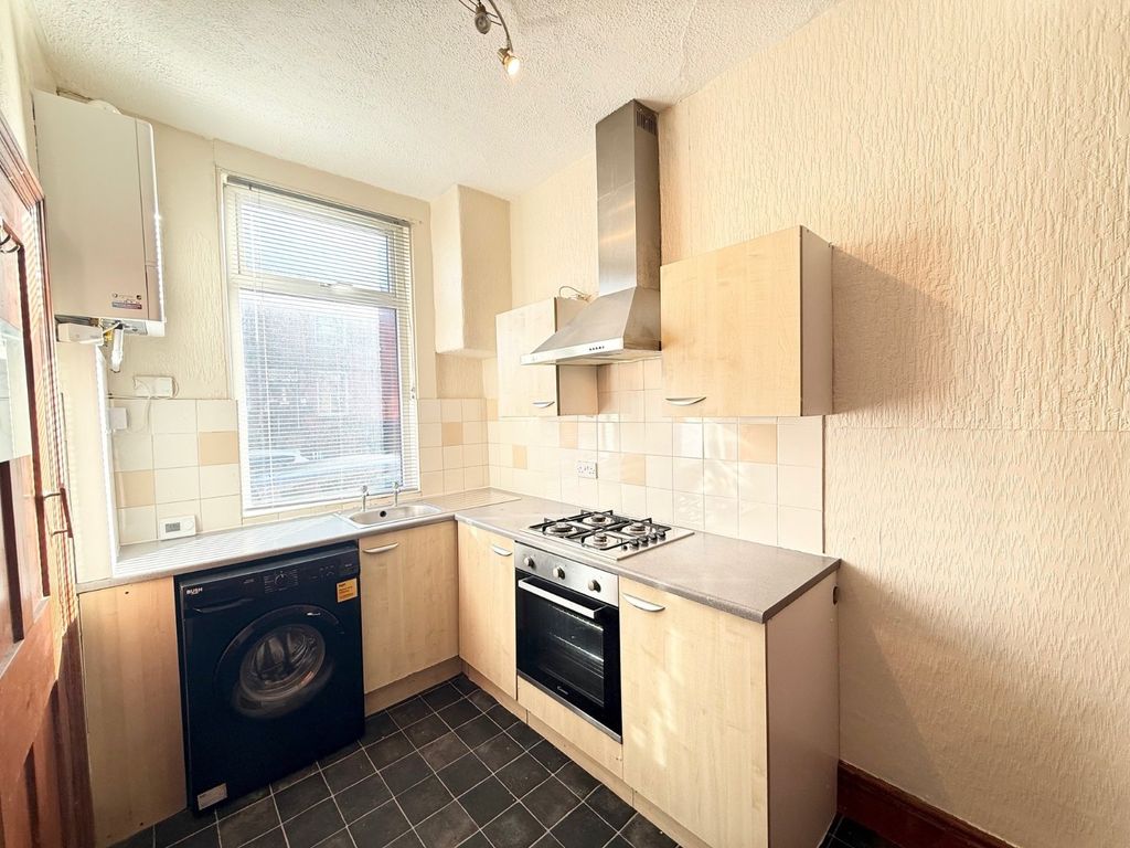 Property photo 2 of 10 Picture No. 11