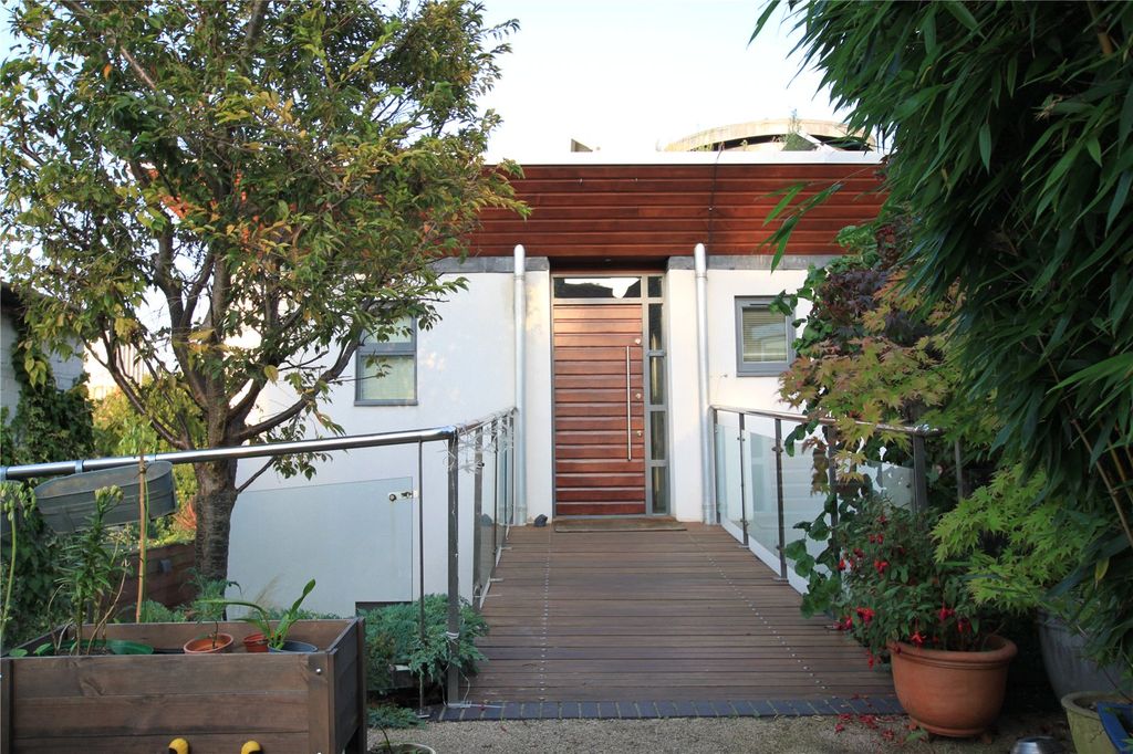 Property photo 1 of 14 Picture No. 50