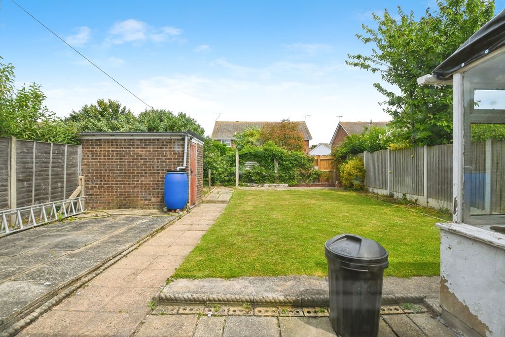 Property photo 2 of 15 Garden