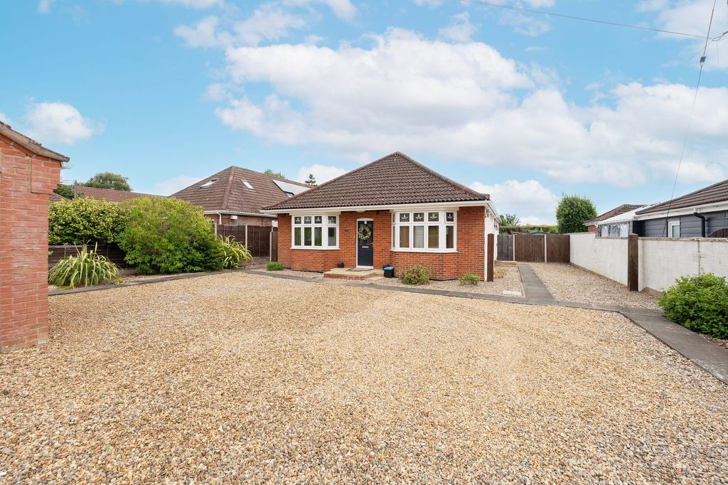 Property photo 1 of 30