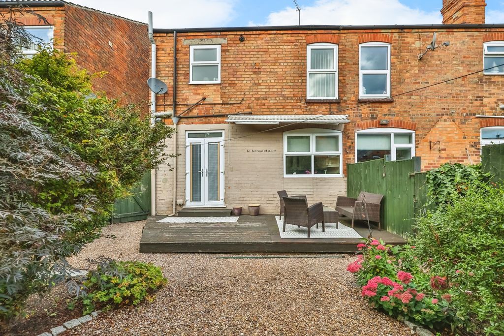 Property photo 2 of 15