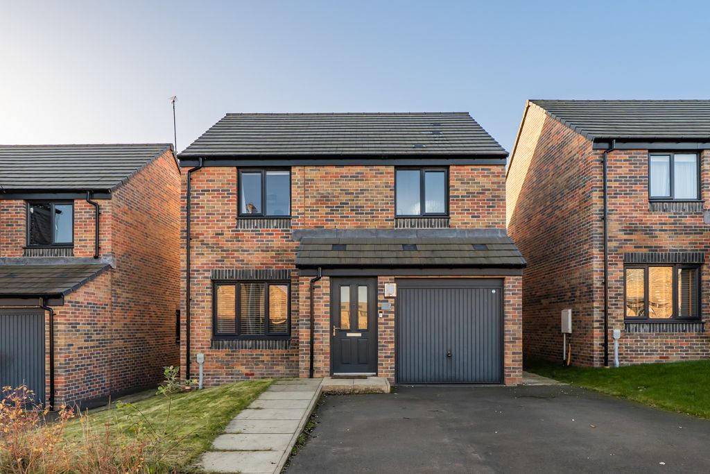 Property photo 1 of 26 Primary Property Image