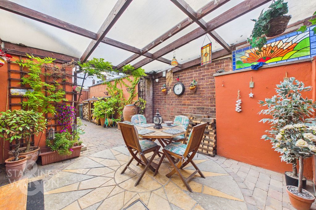 Additional image 30 of 4 bed semi-detached house for saleWarren Road, Gorleston, Great Yarmouth NR31