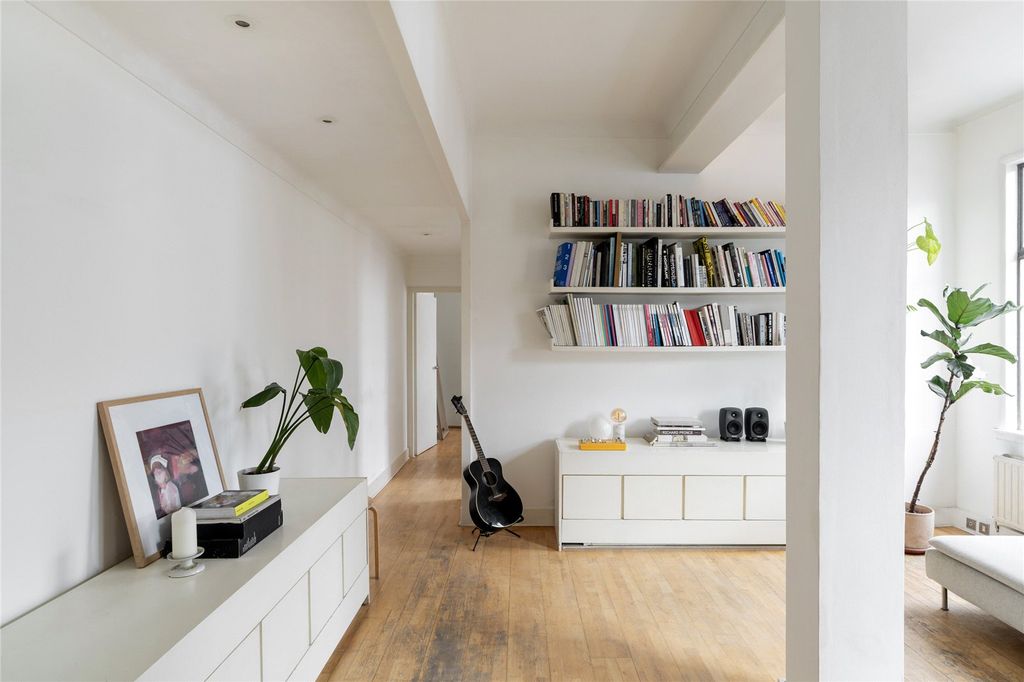 Property photo 1 of 11 Picture No. 08