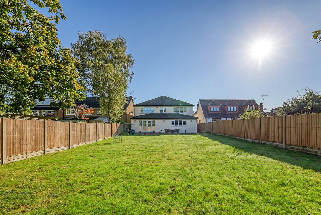 Property photo 2 of 25 Picture No. 31