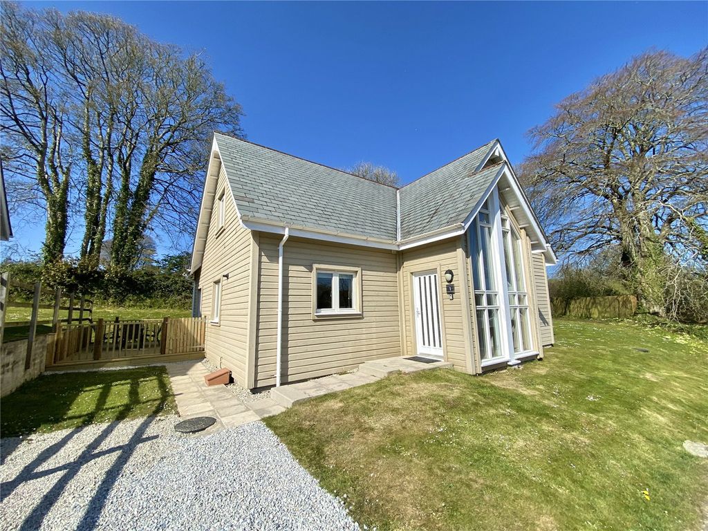 Property photo 1 of 33 Picture No. 28
