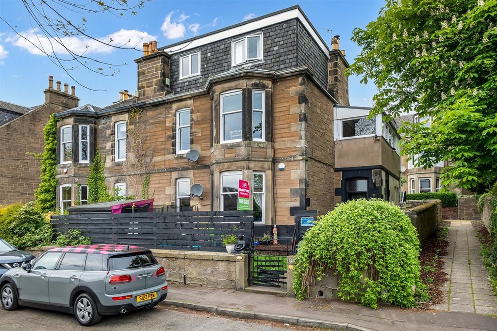 Property photo 1 of 37