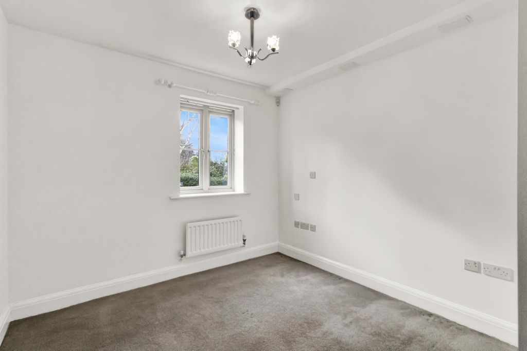 Property photo 3 of 10 Picture No. 13