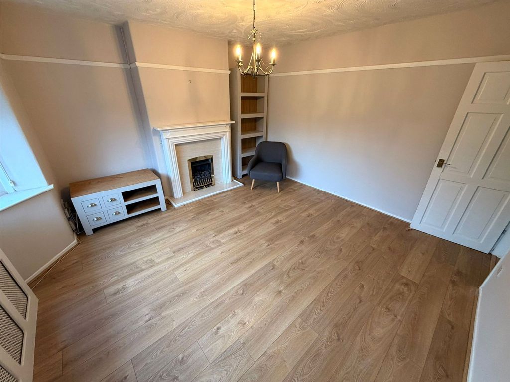 Property photo 3 of 22 Picture No. 36