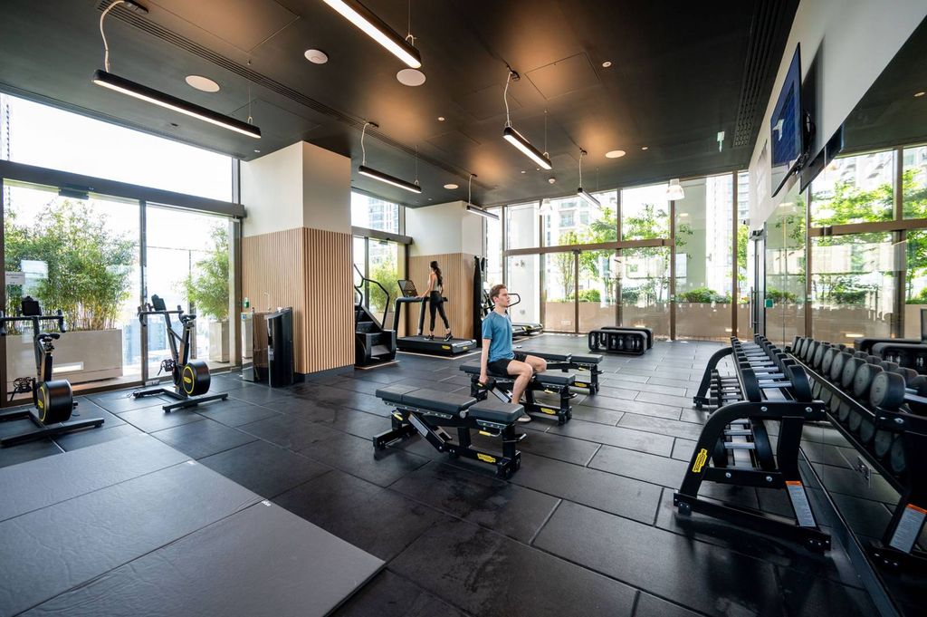 Property photo 1 of 34