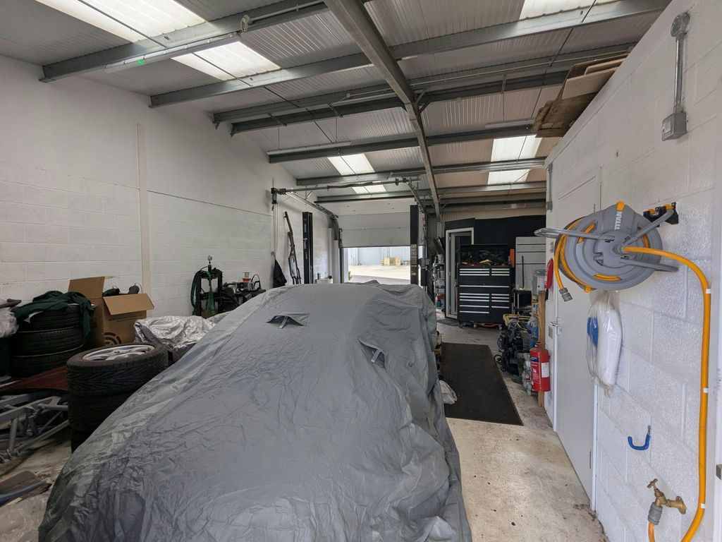 Property photo 3 of 4 5.Jpg