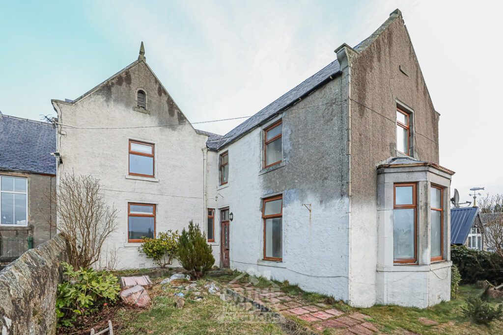 Property photo 1 of 46