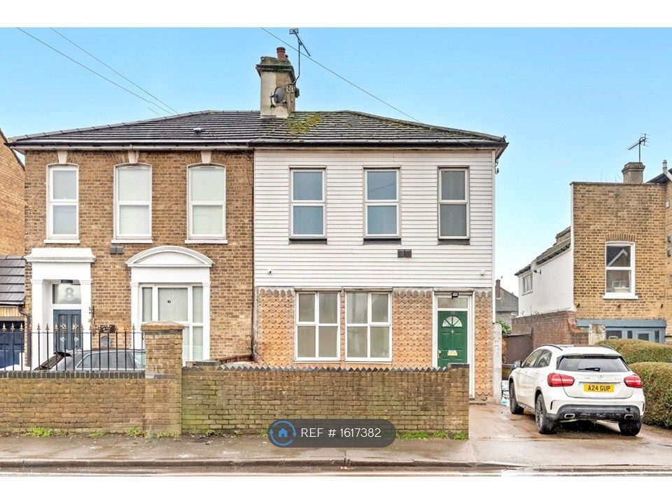 Property photo 2 of 26