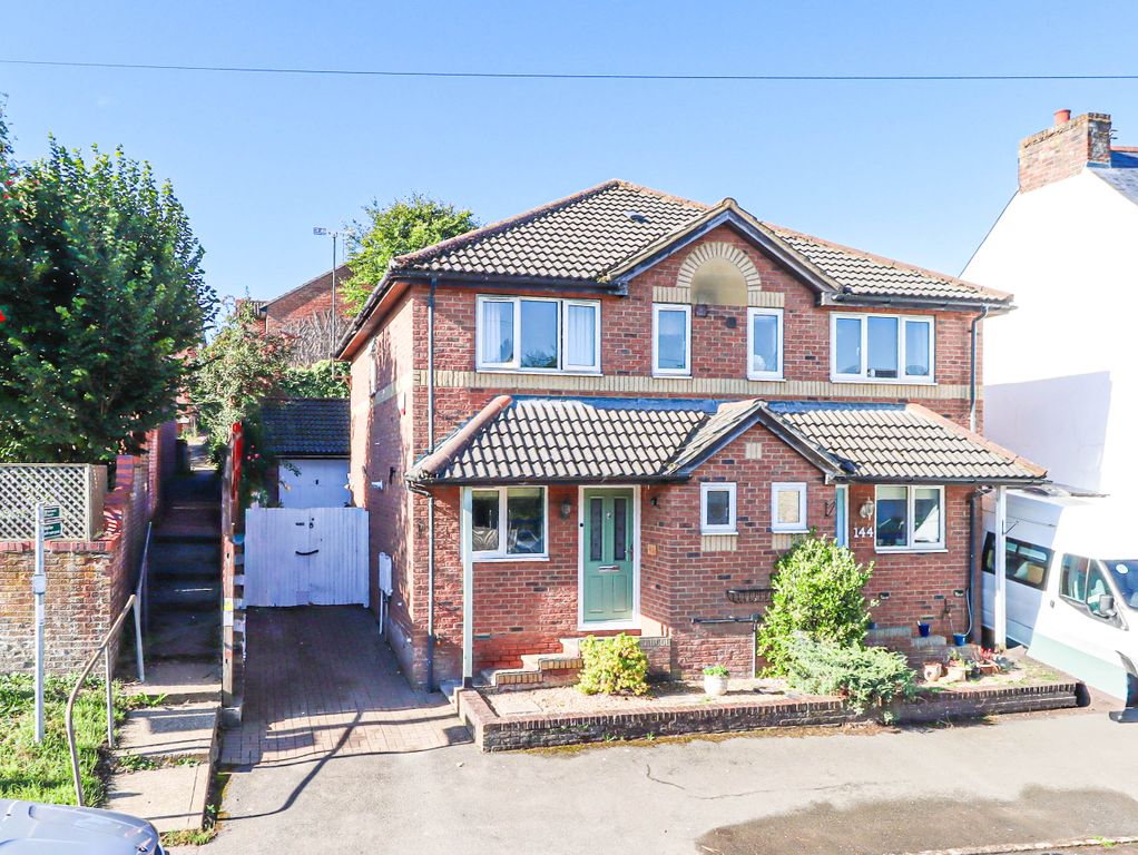 Property photo 1 of 17 Front