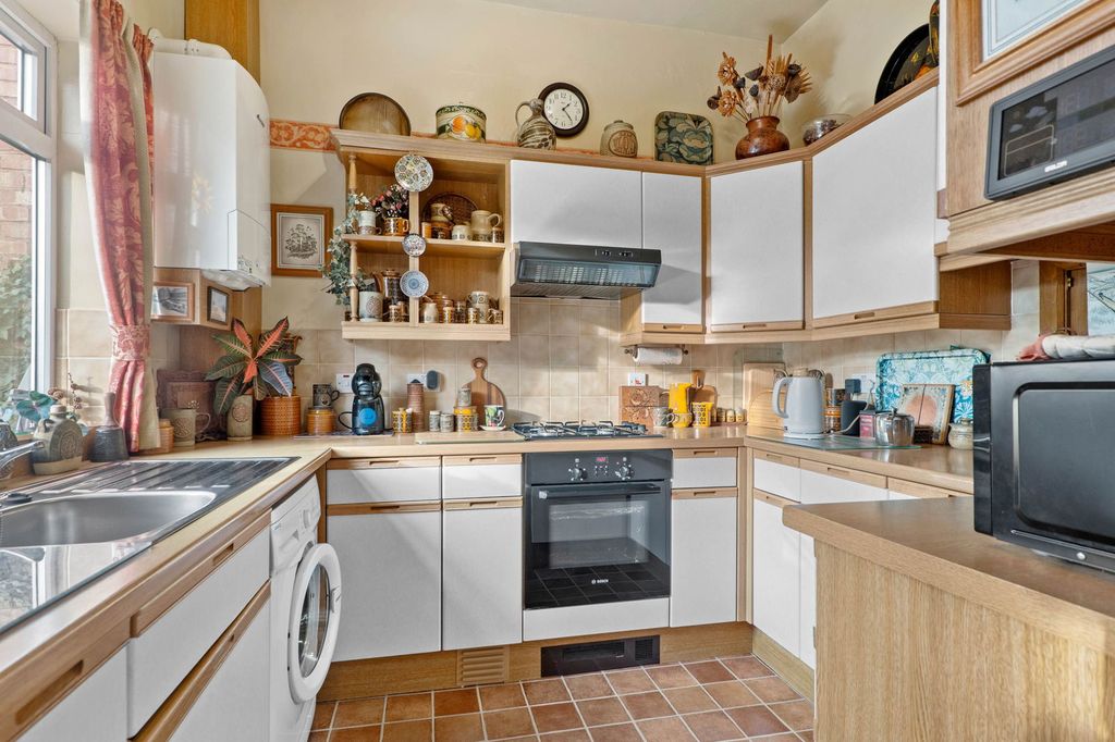 Property photo 2 of 15