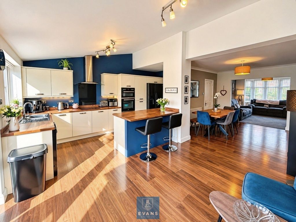 Property photo 3 of 26 Extended Refitted Kitchen Diner