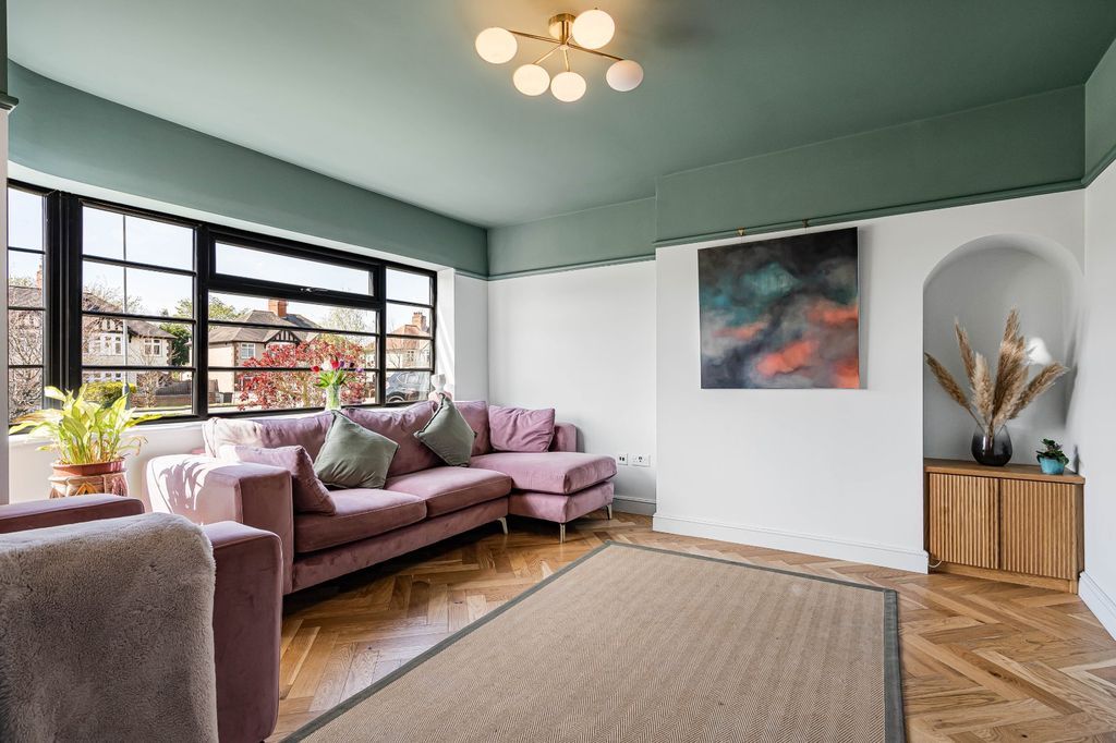 Property photo 2 of 54 Sitting Room