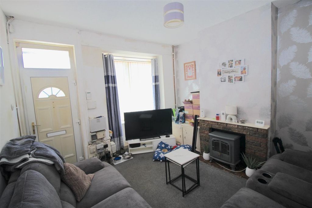 Property photo 3 of 11 Img_8265.Jpg