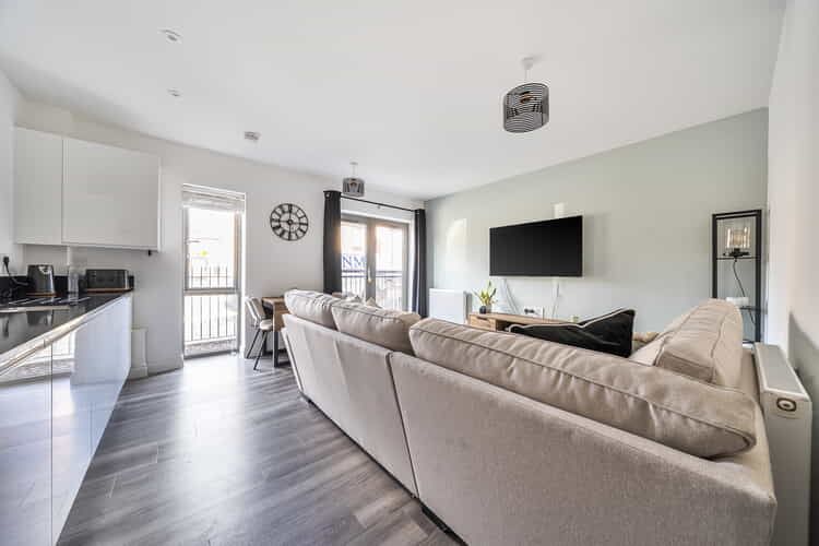 Property photo 3 of 16