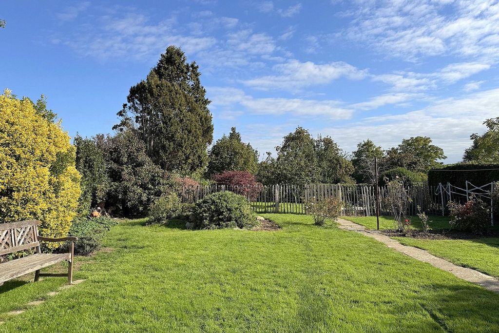 Property photo 3 of 18 Picture No. 17