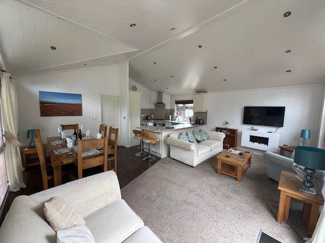 Property photo 3 of 13 Picture No. 21