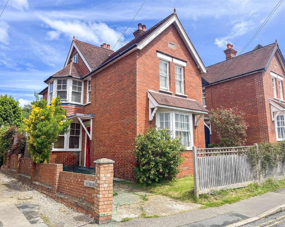 Property photo 1 of 21