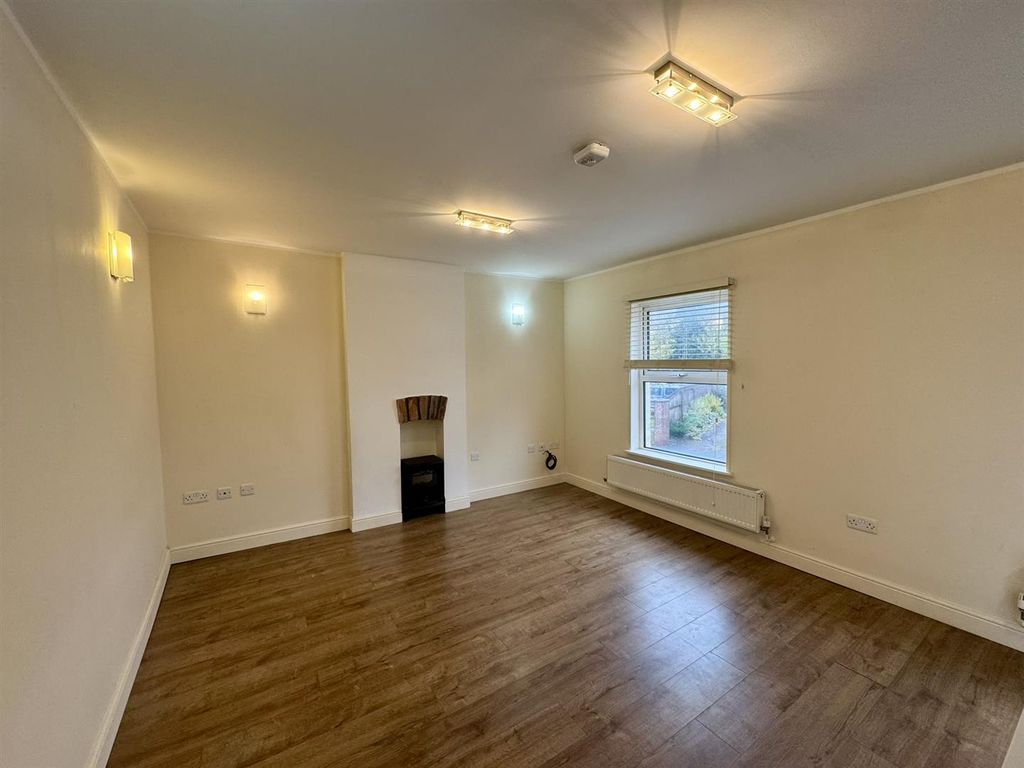 Property photo 3 of 12 Living Room