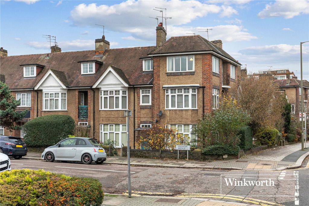 Property photo 1 of 14 Picture No. 18