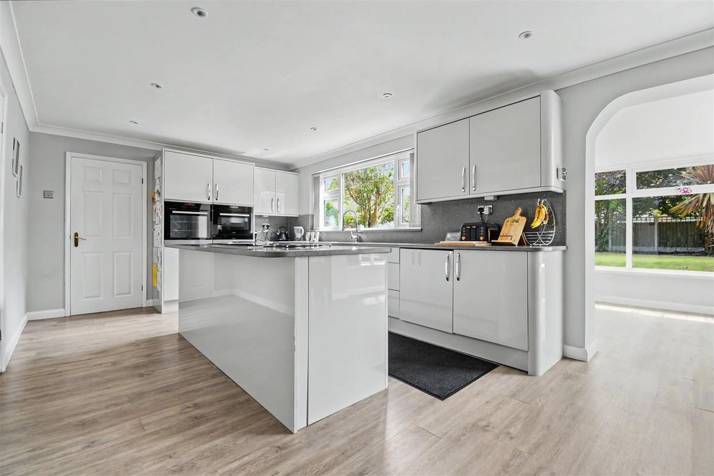 Property photo 2 of 38 Open Plan Kitchen Diner