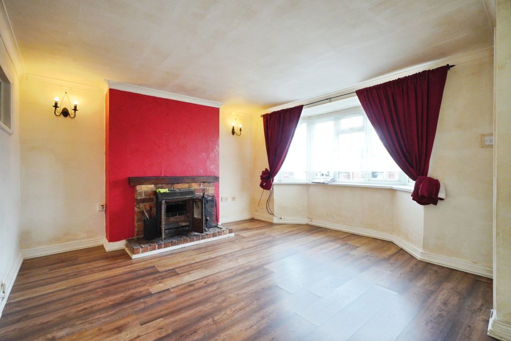Property photo 3 of 18 Pbox-Img.Jpg