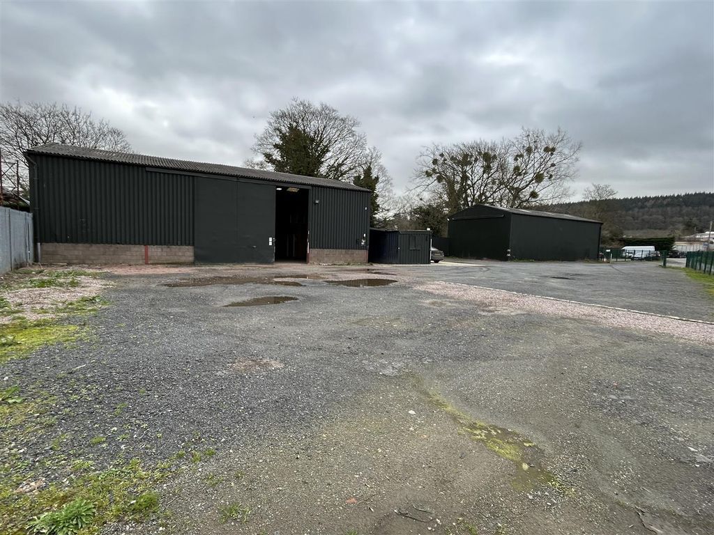 Property photo 2 of 6 2.Jpeg