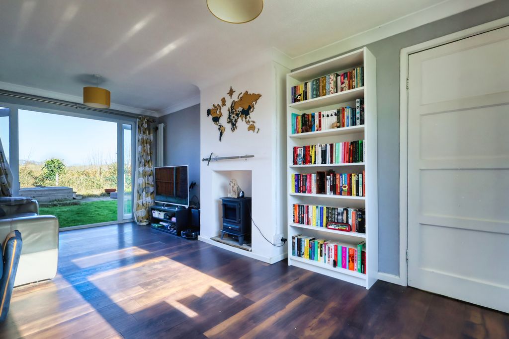 Property photo 2 of 11 Picture No. 06