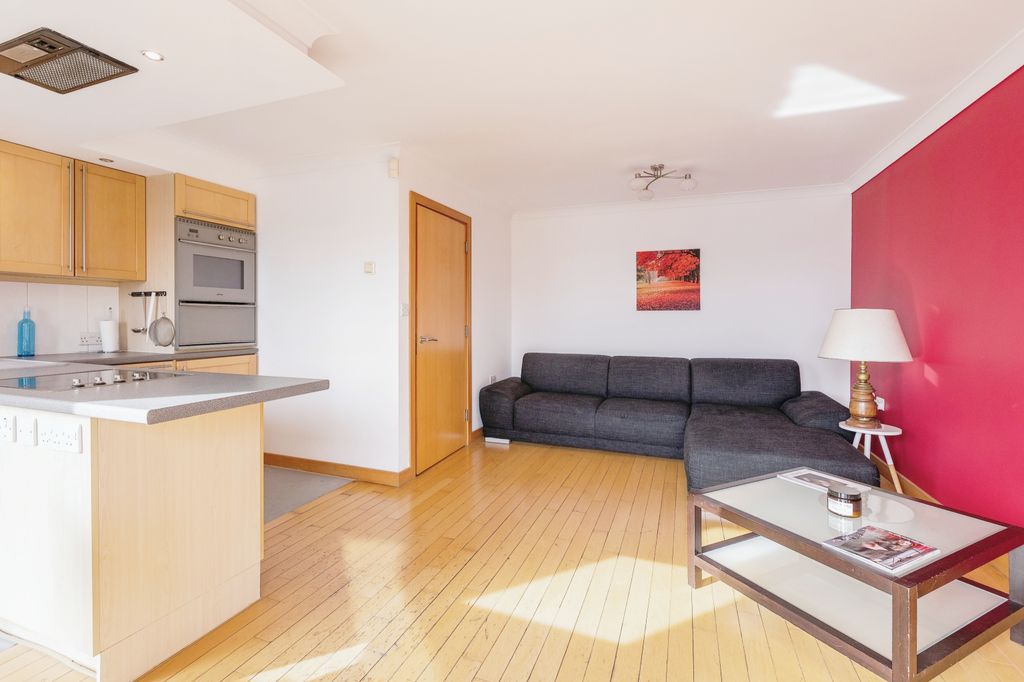 Property photo 3 of 12 3