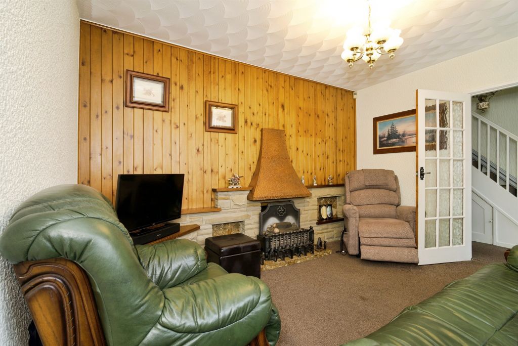 Property photo 3 of 23