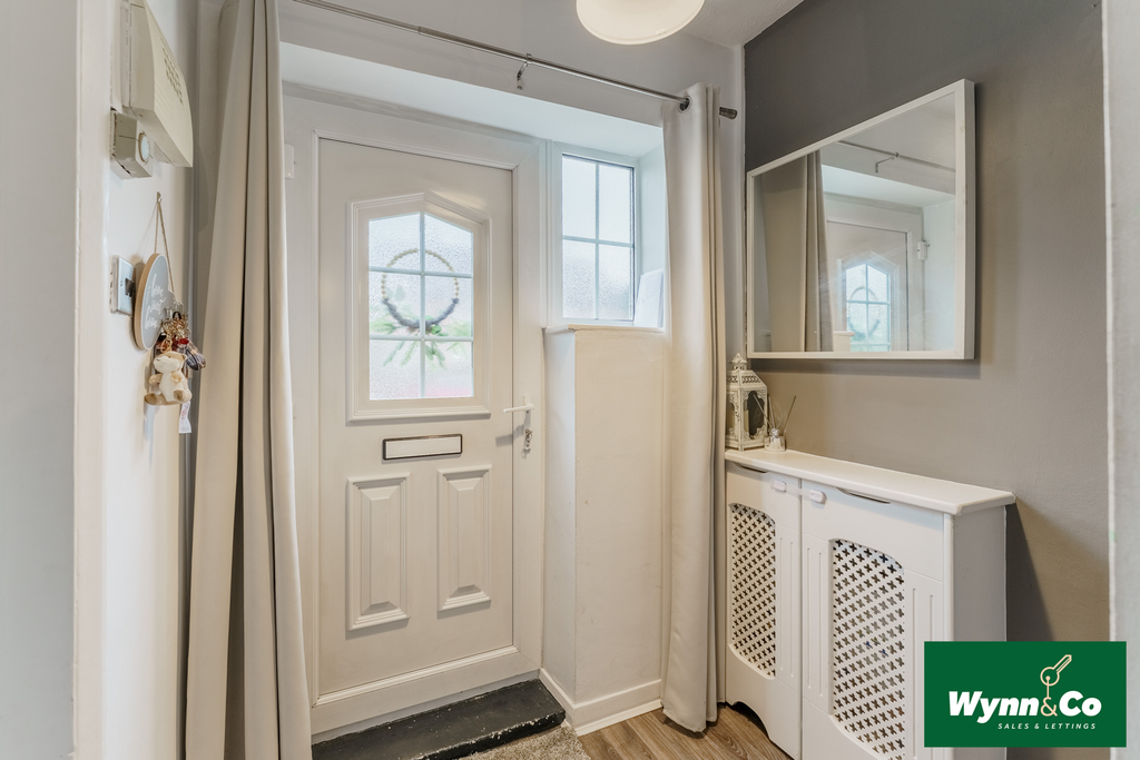 Property photo 2 of 24 Hallway