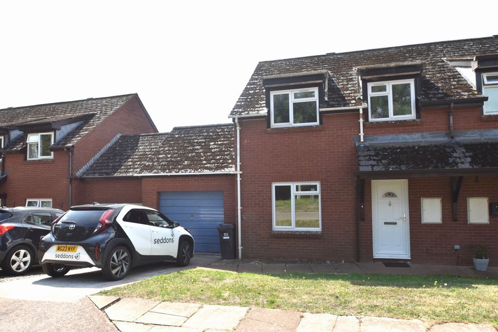 Property photo 1 of 12 Halberton Seddons