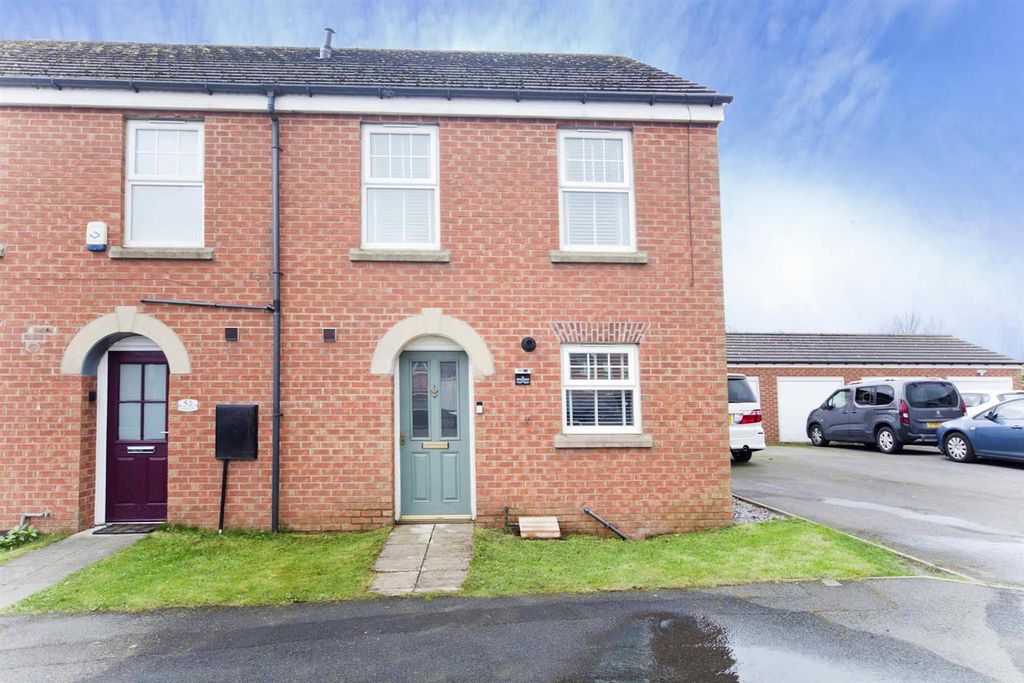 Property photo 1 of 20