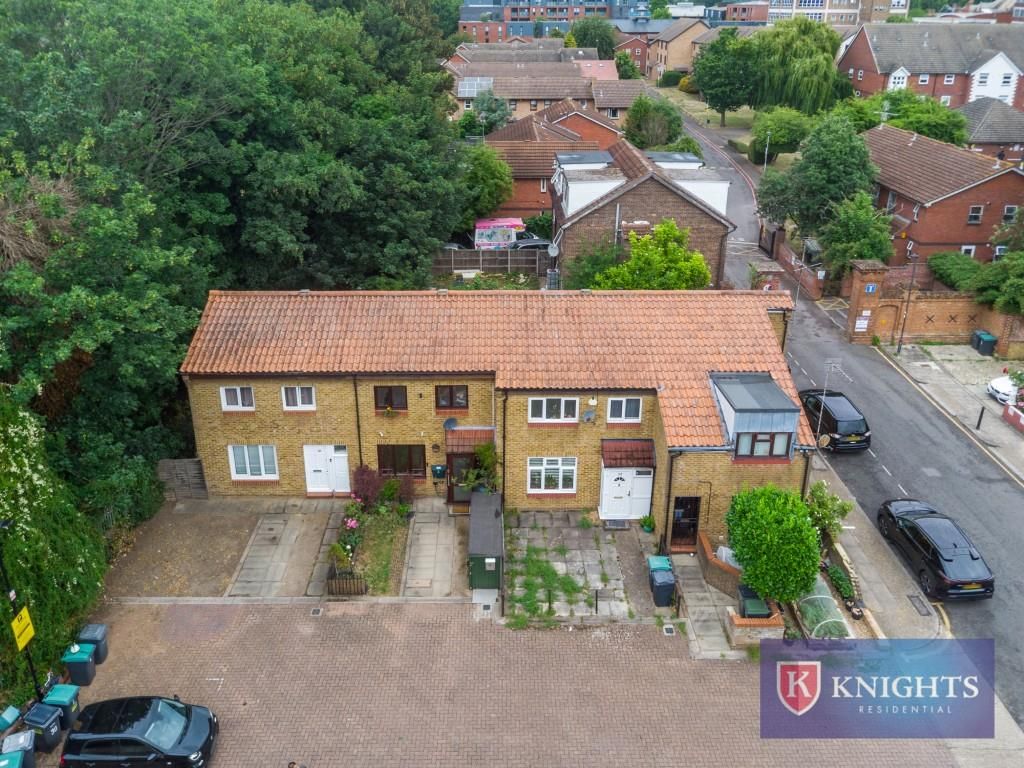 Property photo 2 of 18