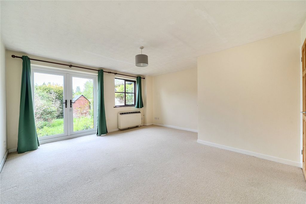 Property photo 3 of 19 Picture No. 21